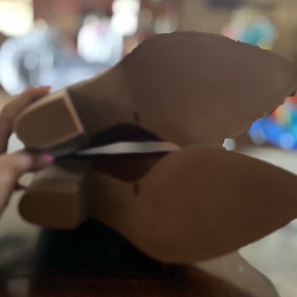 Lucky brand Adalan brown leather high heels bootie ankle boot size 9 - Picture 6 of 6